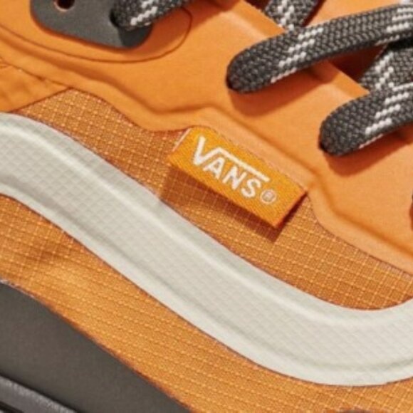 Vans MTE Crosspath. Brand New. Mens Size: 6 and 8.